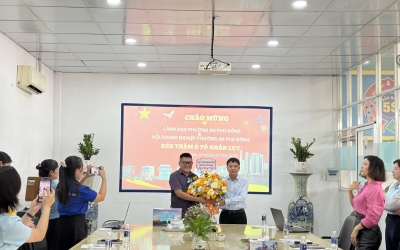 Ô TÔ NHÂN LỰC  VINH DỰ ĐÓN TIẾP ĐOÀN UBND và HỘI DOANH NGHIỆP AN PHÚ ĐÔNG 