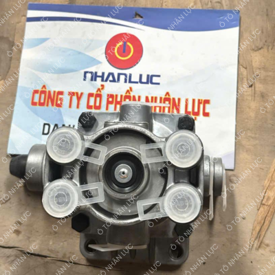 Van Chia Hơi Phanh Romooc ( Cóc Vuông CIMC 6 Lổ) - TKL25016/3518MA