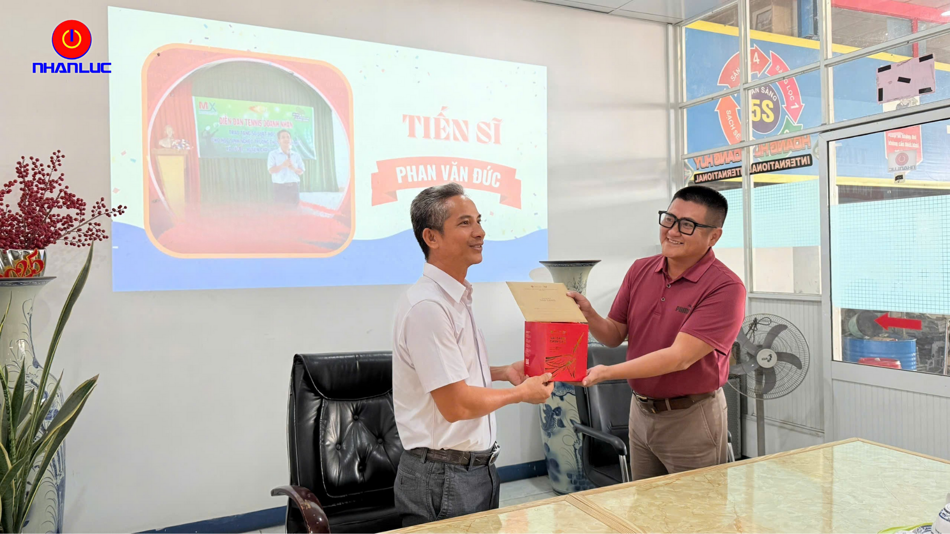 Tiến sĩ Phan Văn Đức