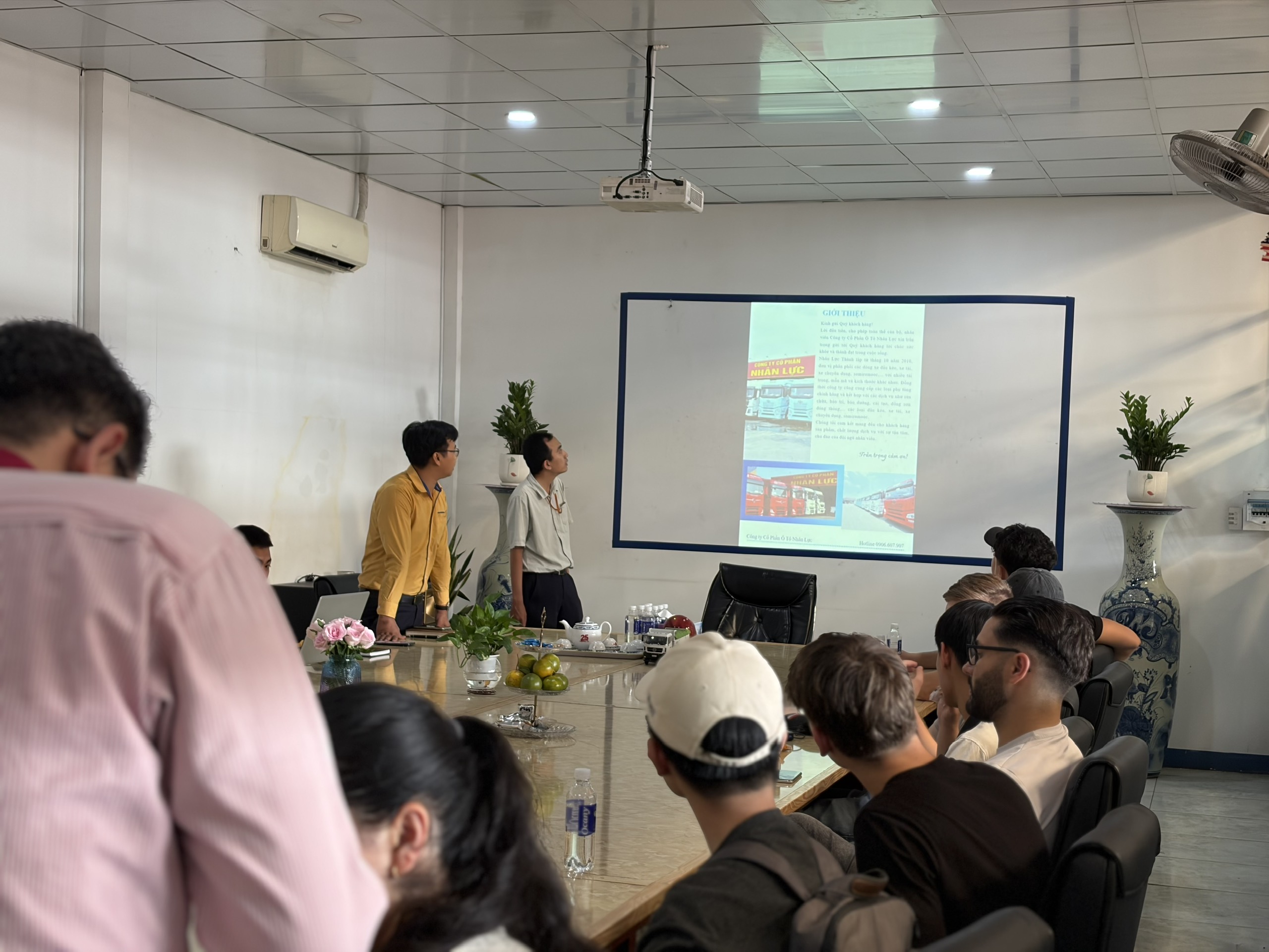 Ô Tô Nhân Lực Chào Đón Đoàn Thực Tập Sinh Đến Từ Đức